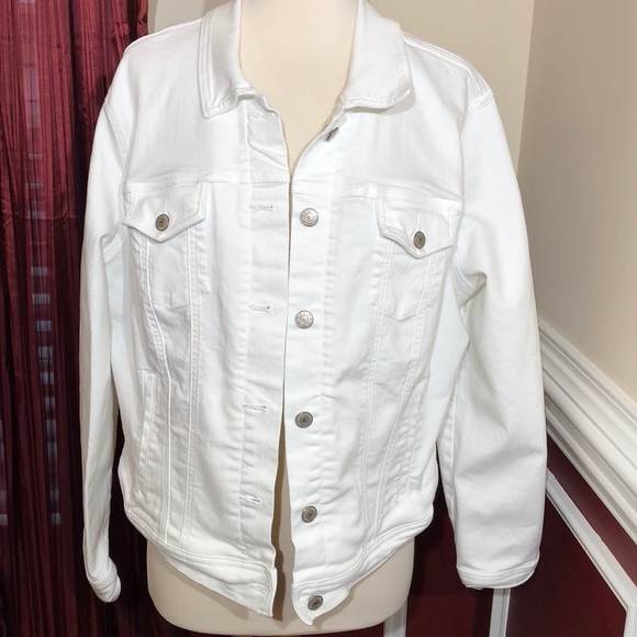 old navy white jean jacket
